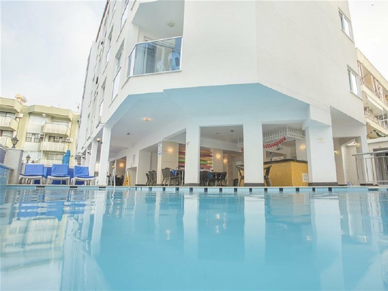 Cleopatra Golden Готель 4*